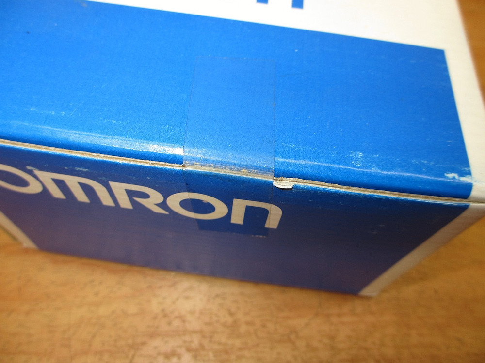 Omron H5S-B *NEW* Digital Weekly Time Switch 1 Week