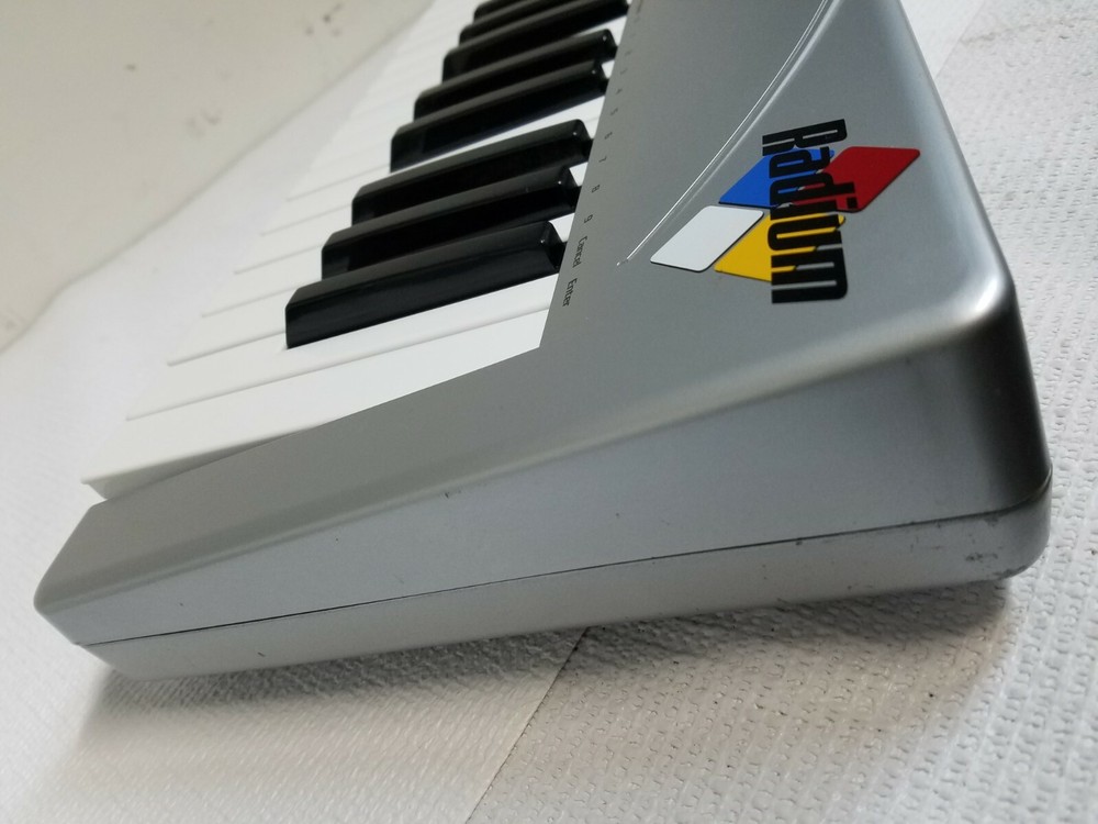 M-Audio Radium 61-Key USB MIDI Controller