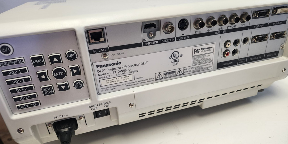 Panasonic Projector PT-EW530