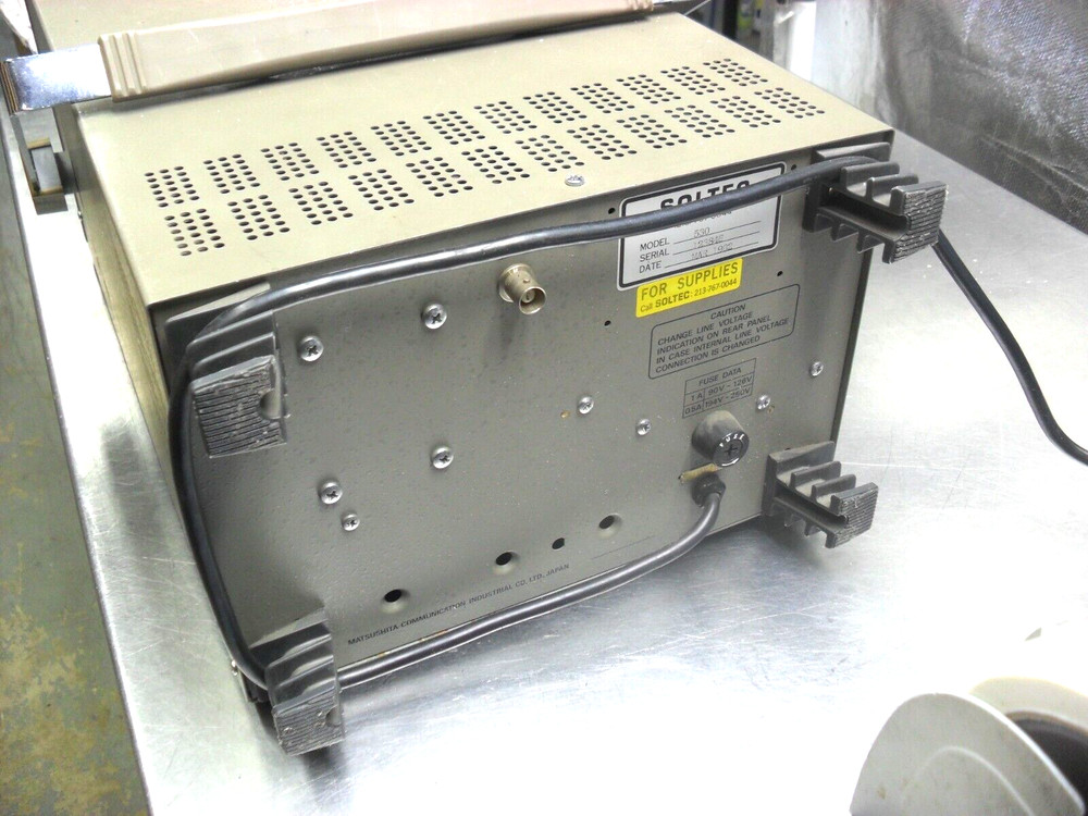1983 Soltec Oscilloscope Model 530 Powers right up,