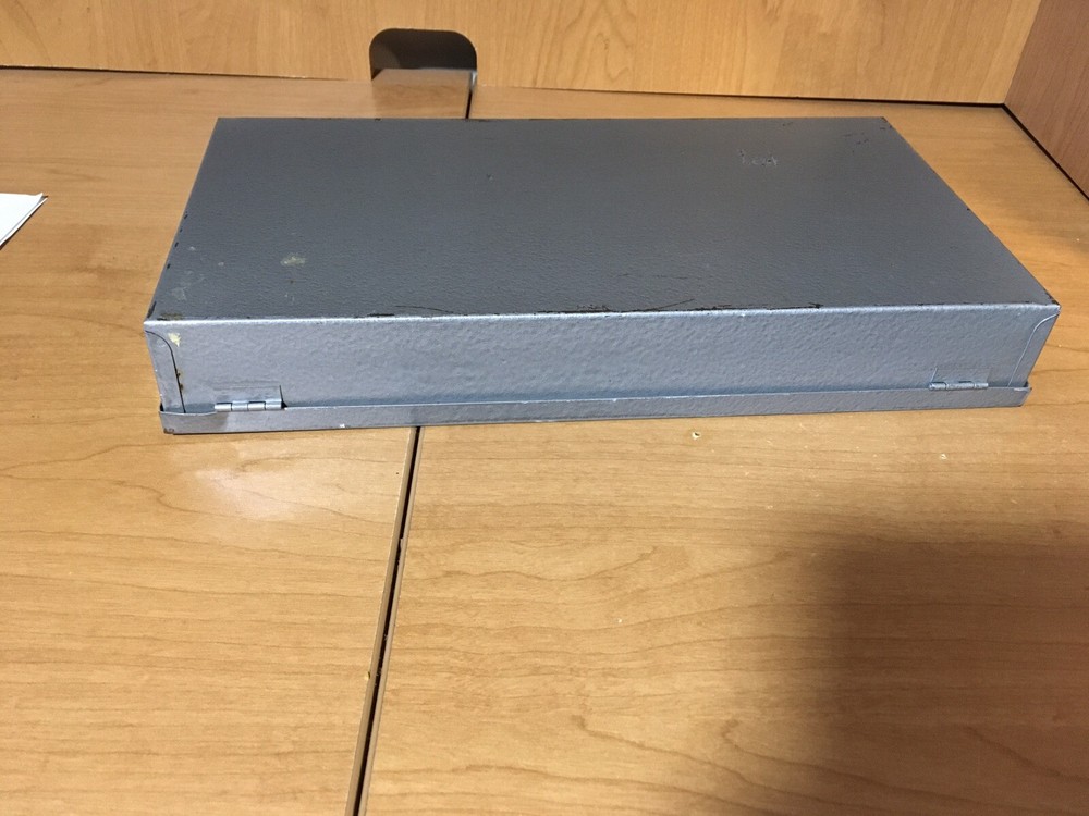 Logan #110 De Luxe 2x2 Slide Trays - Gray