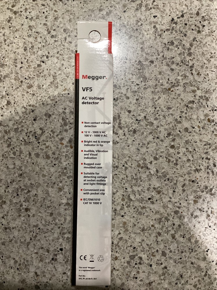 Megger VF5 - AC Voltage Detector with Flashlight