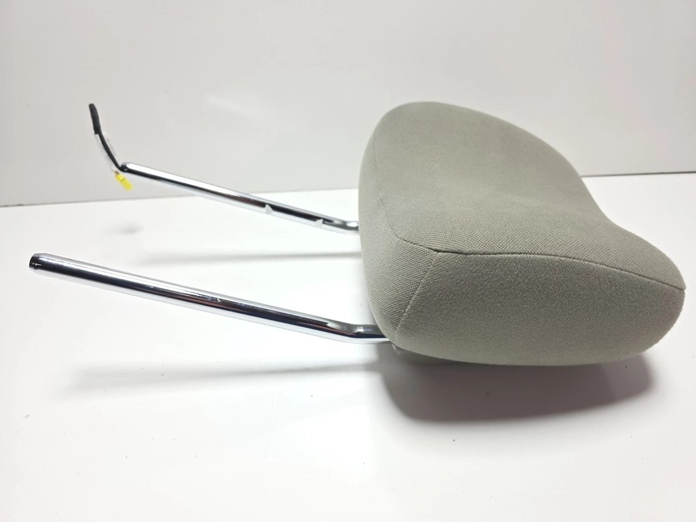 Jeep Grand Cherokee Dodge Durango 11–22 Gray Cloth Active Front Headrest OEM