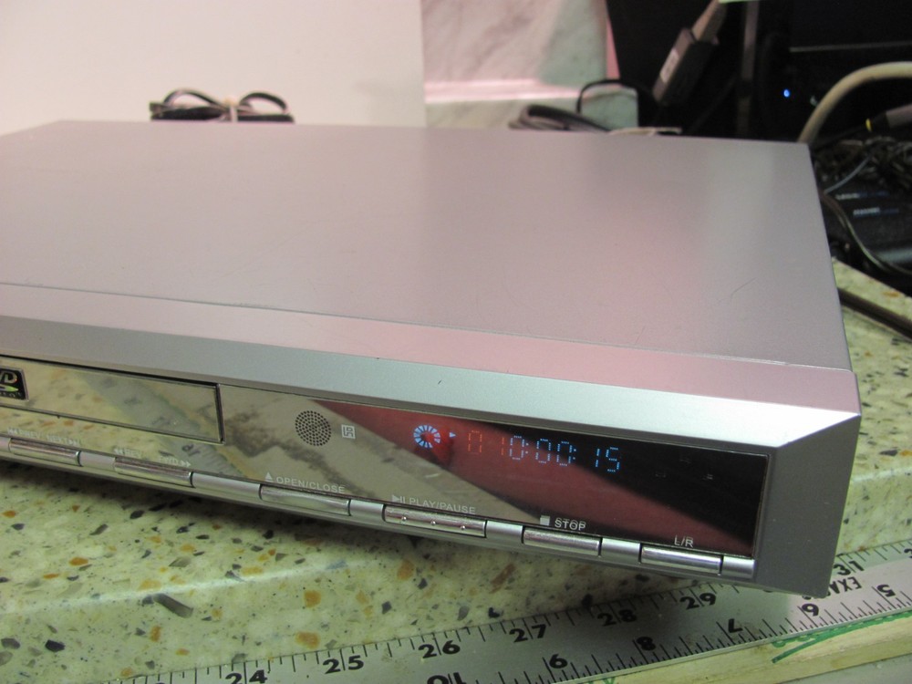 Samsung DVD-P480 Progressive Scan DVD Player