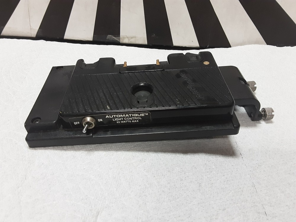 Anton bauer battery for V mount battery