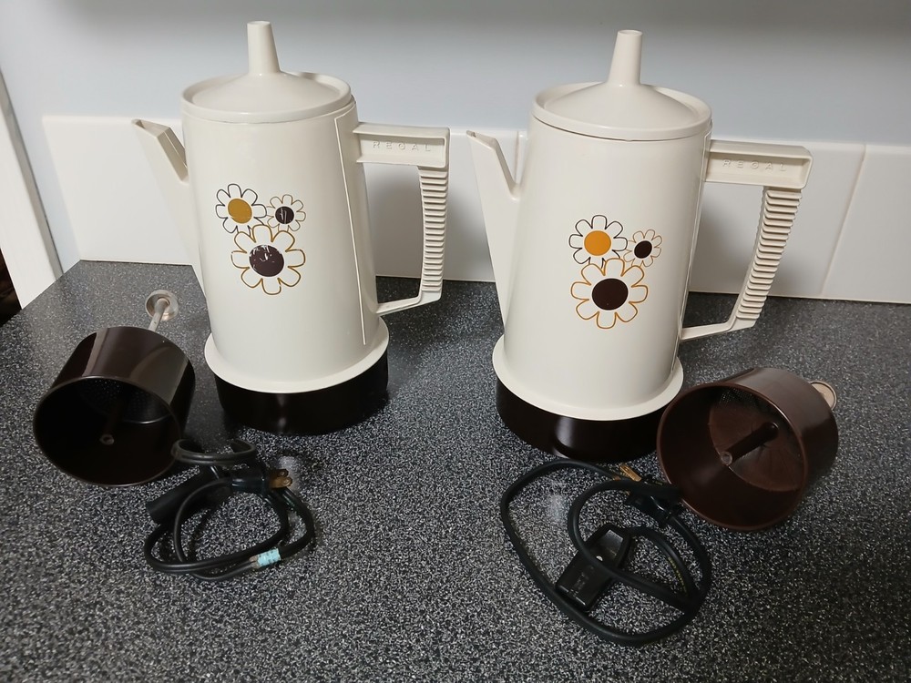2 Matching Regal Poly Perk 4-8 Cup Automatic Percolator Complete & Working