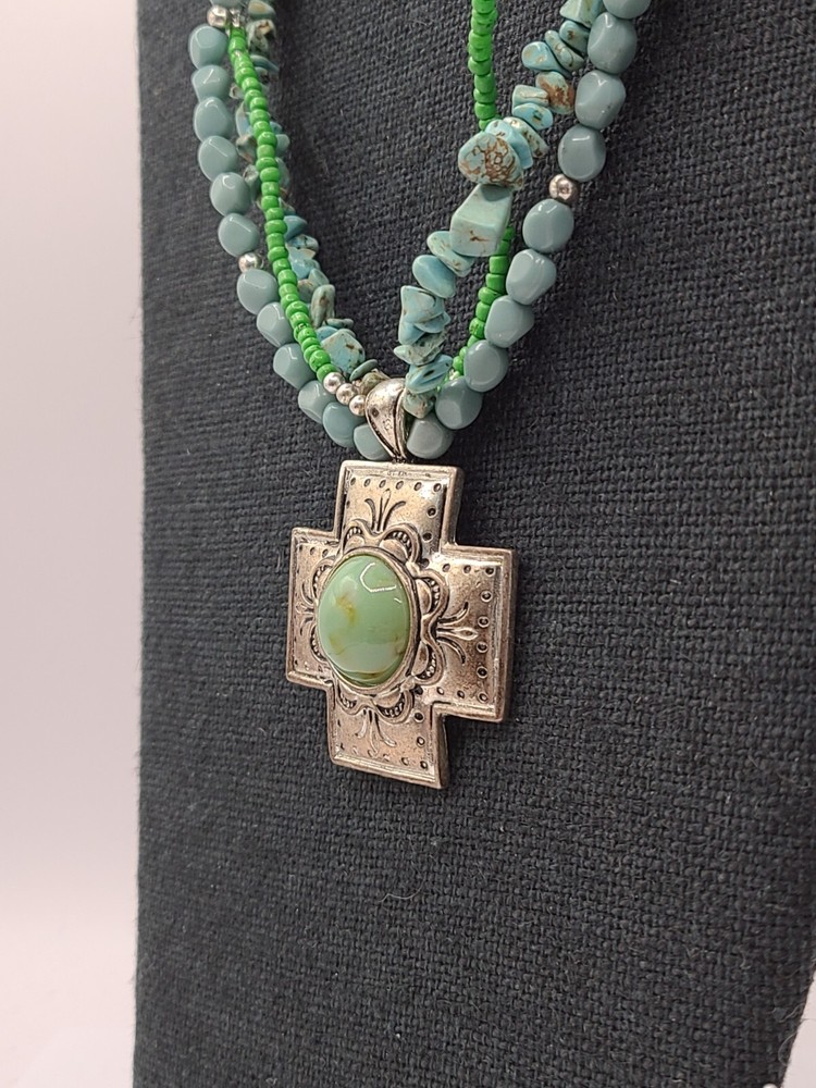 Vintage 3 Strand Torquoise Beaded Charm Necklace