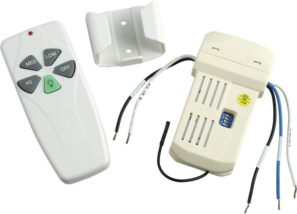 Ceiling Fan/Light Remote Control, Airpro Collection, Indoor, P2618-01, White