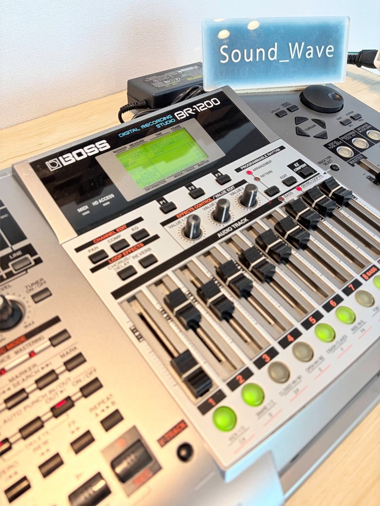 BOSS BR-1200CD Digital Recording Studio Multitrack Recorder MTR CD Burner Tested