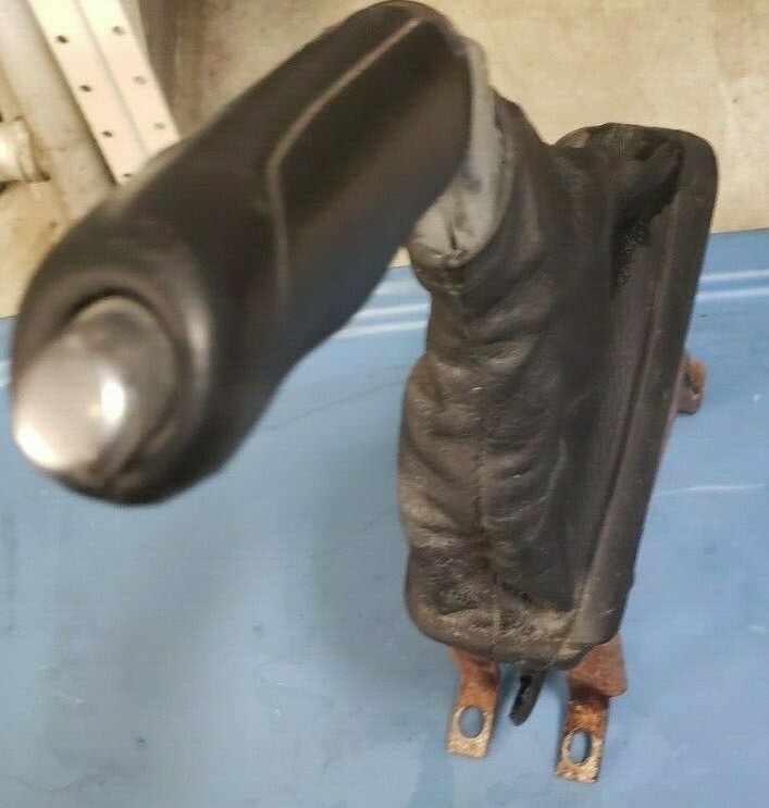 2002 - 2006 RANGE ROVER PARKING EMERGENCY BRAKE HANDLE LEVER