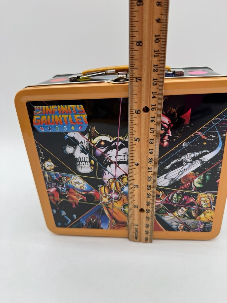 NEW Marvel Comic Infinity Gauntlet Lunch Box Thermos Exclusive 2,500 Made Limit!