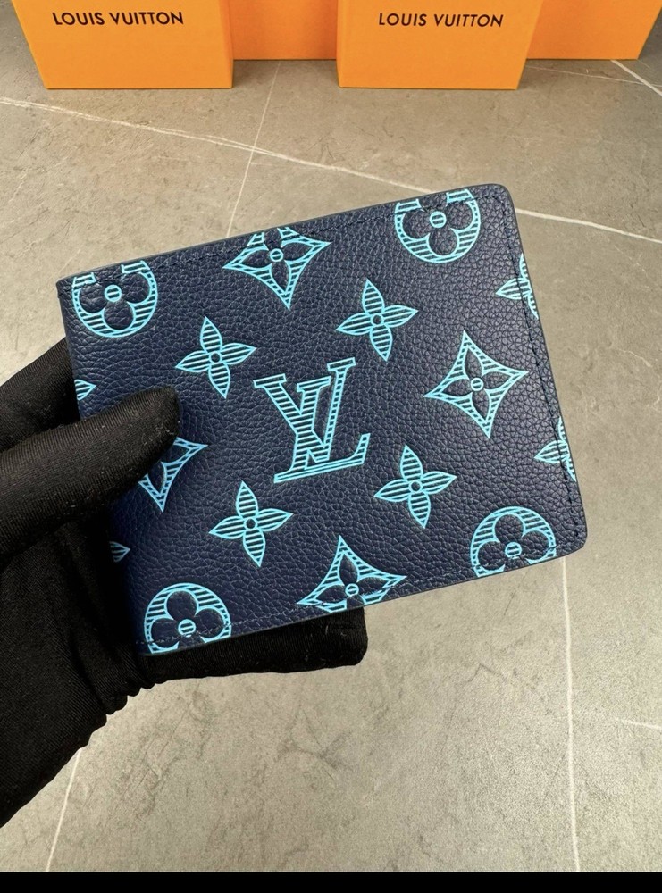 Louis Vuitton Monogram Black LeatherBifold Wallet