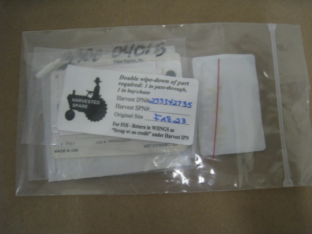 2 new AMAT 3300-04015 Plastic Connector 5/32