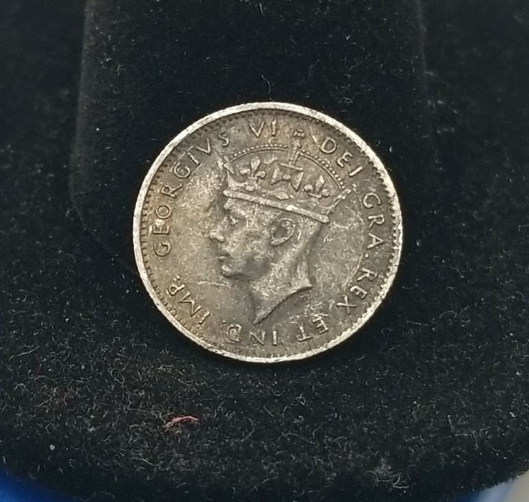 1943-C Canada Newfoundland 5 Cents #20557