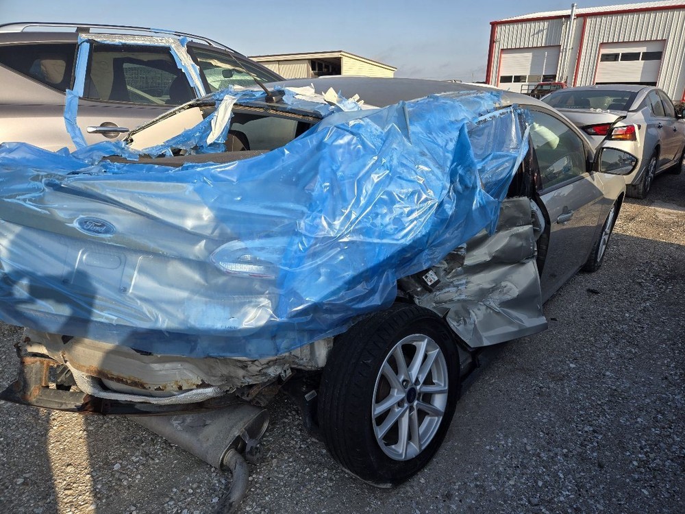 2015-2018 Ford Focus Front 4.2" Display Screen