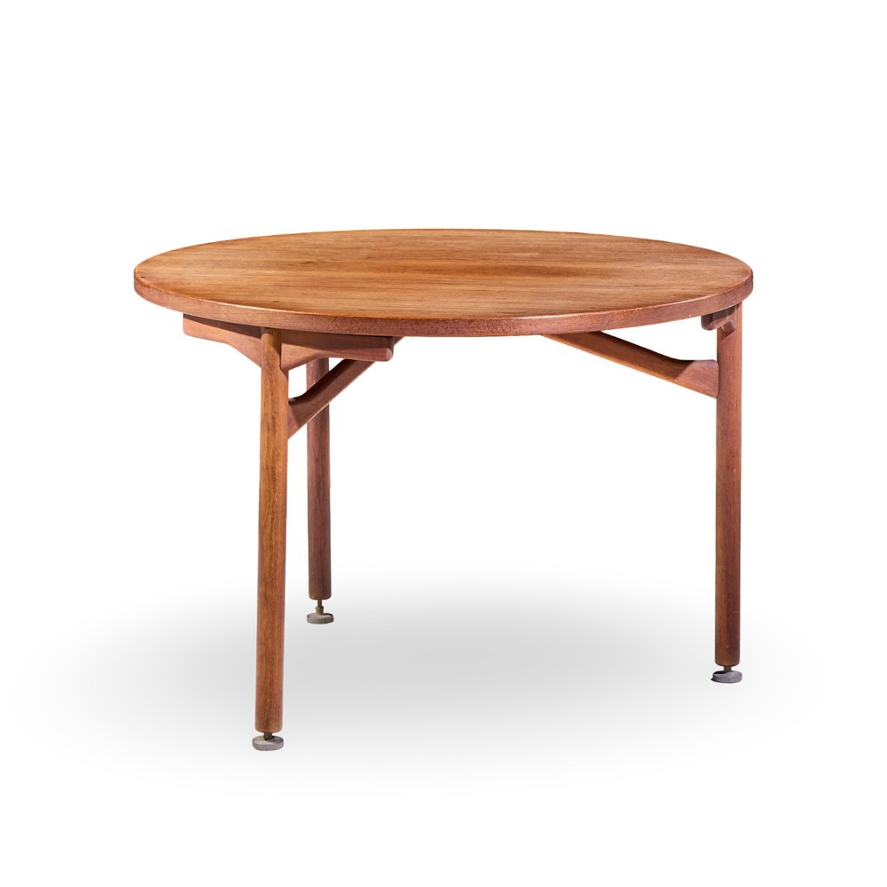 Jens Risom Mid Century Round Walnut Dining Table