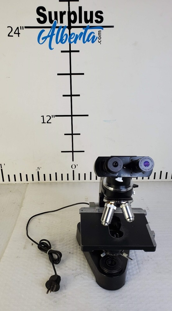 Vintage Leitz Wetzlar Binocular Microscope 736143 w/ 4 Objectives