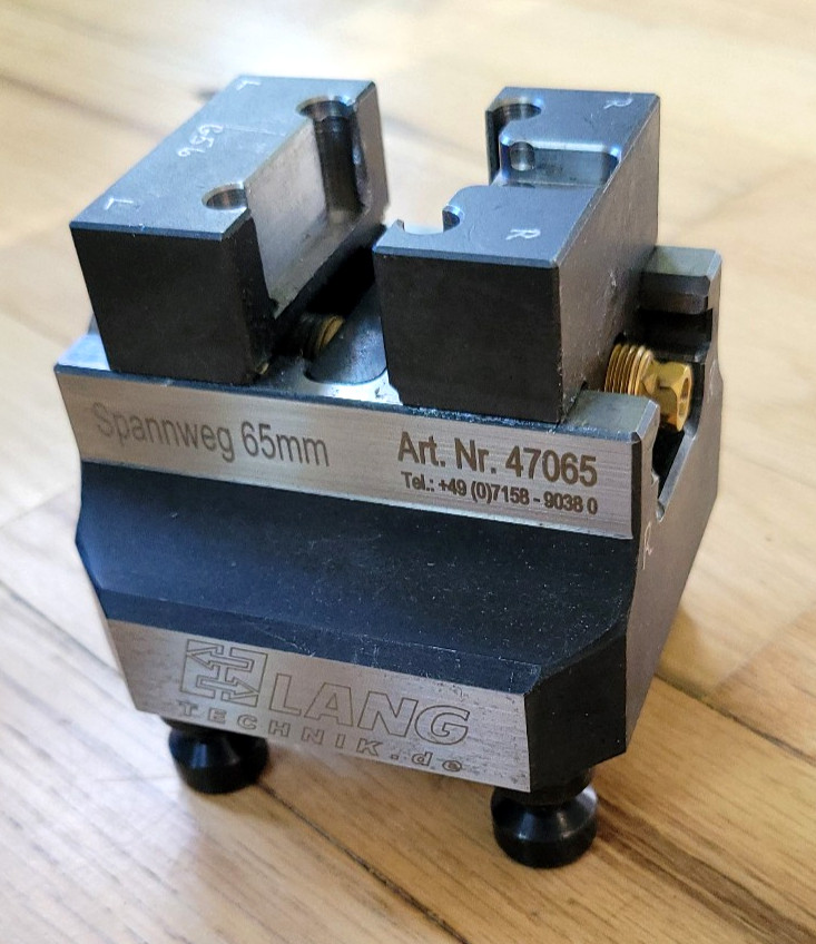 5-Axis Vise Lang Makro Grip 46 Self-Centering CNC 47065 – 46mm Jaw - w/ Pullstud