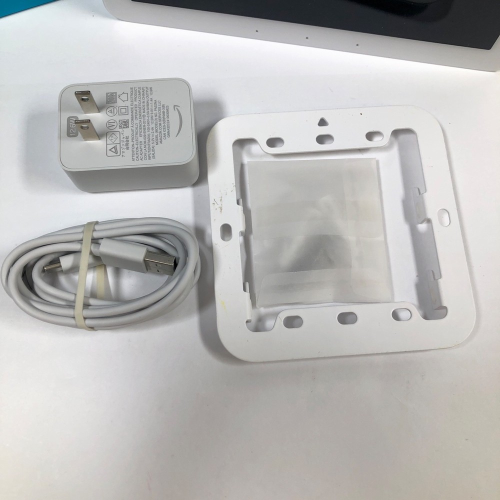 Amazon Echo Hub 8" Smart Home Control Panel with Alexa - White