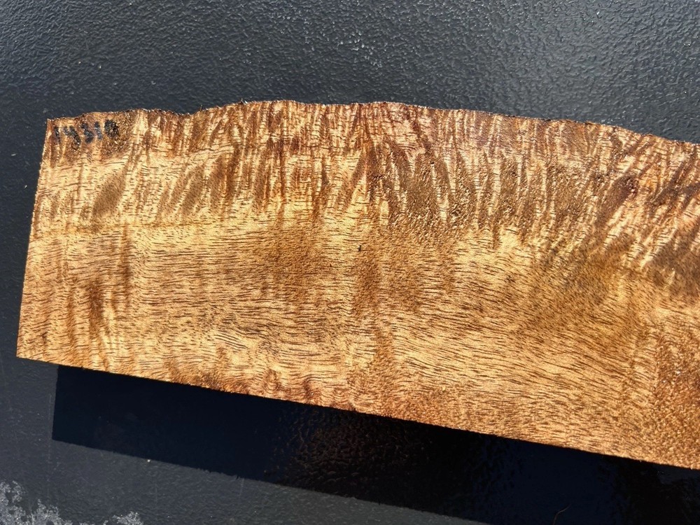 Hawaiian Curly Mango Board #14310