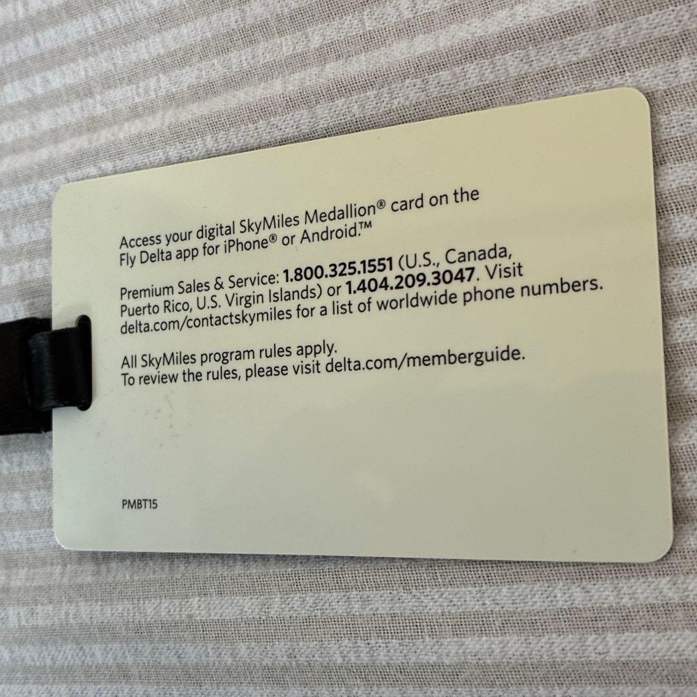 2 Delta Platinum Medallion Luggage Tags