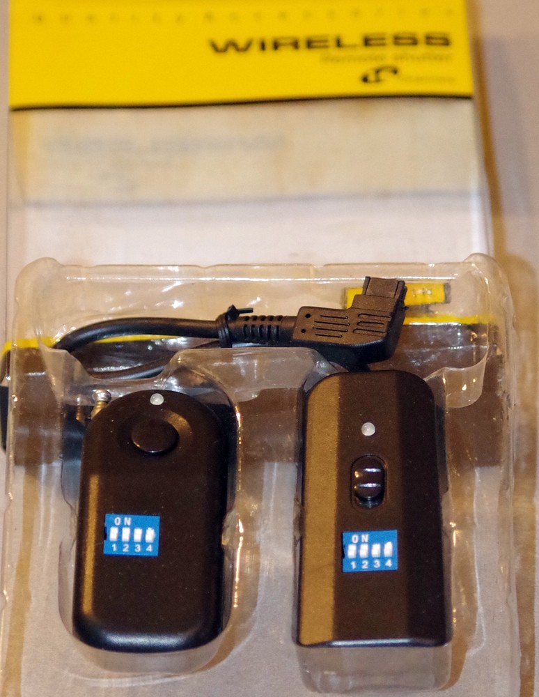 (PRL) WIRELESS REMOTE CONTROL REMOTE SHUTTER REMOTE CONTROL 16CH MINOLTA SONY ALPHA