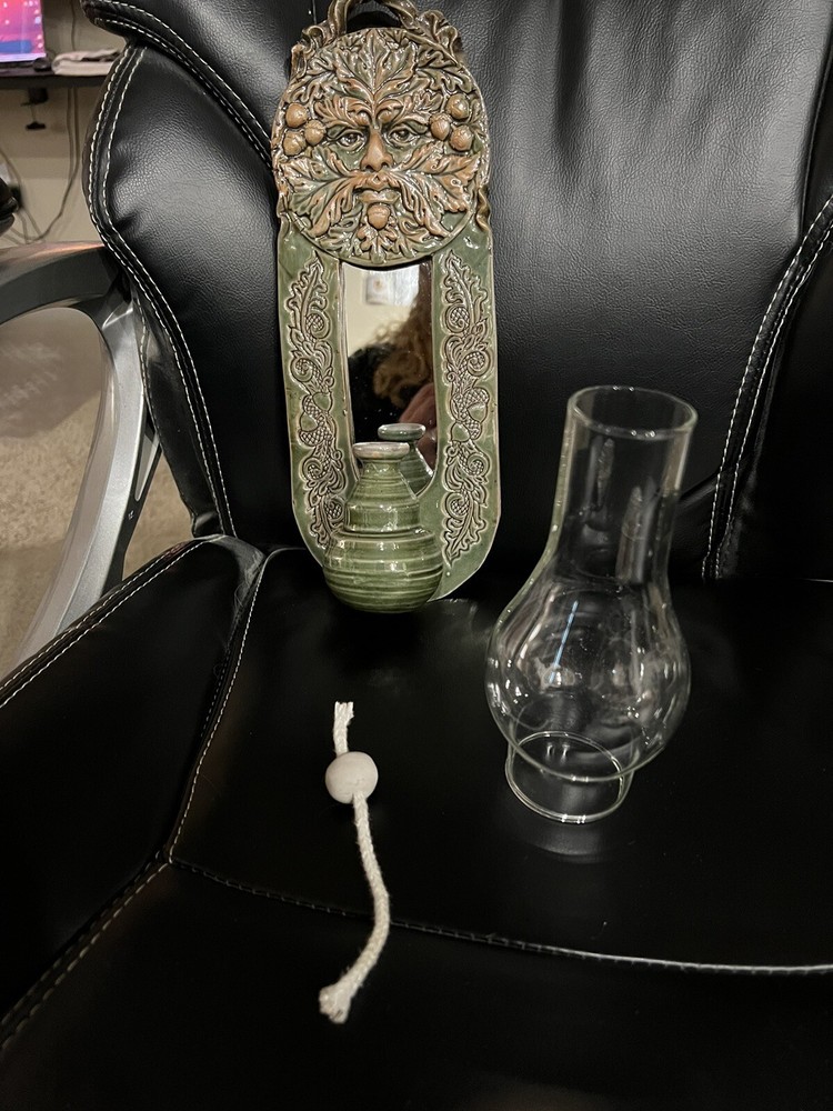 Renaissance Art Oil Lamp