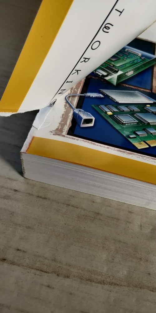 1999 AMP Interconnects for networking Catalog 1307515 C1