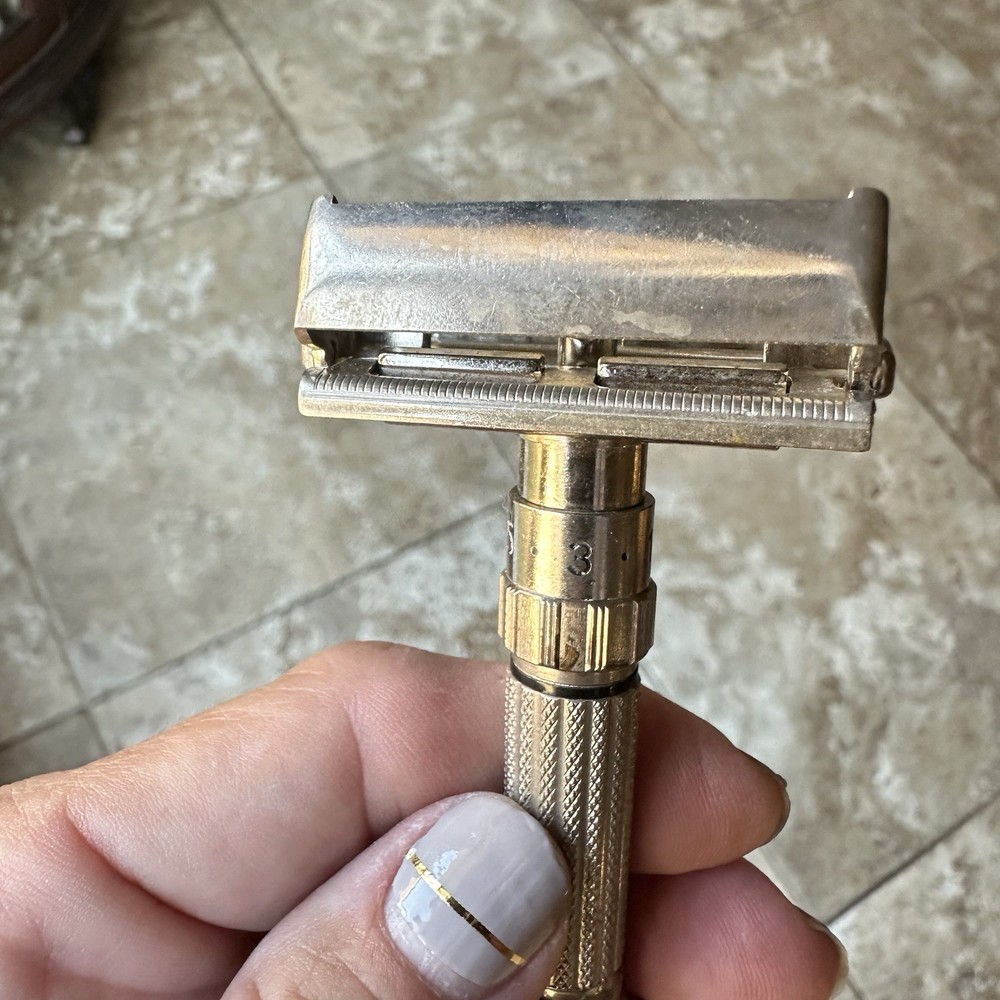 Vintage Gillette Gold Fat Boy Adjustable Razor E3