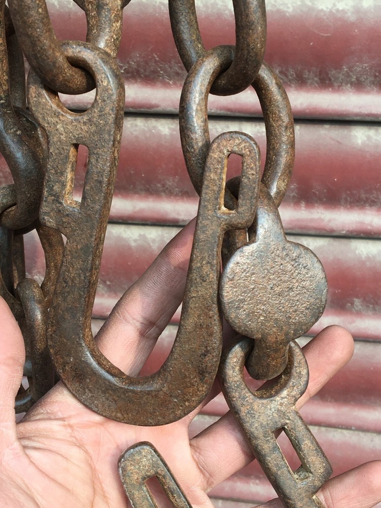 OLD VINTAGE HANDMADE RUSTIC IRON SOLID MULTIPURPOSE HANGING CHAIN WITH TWO HOOK