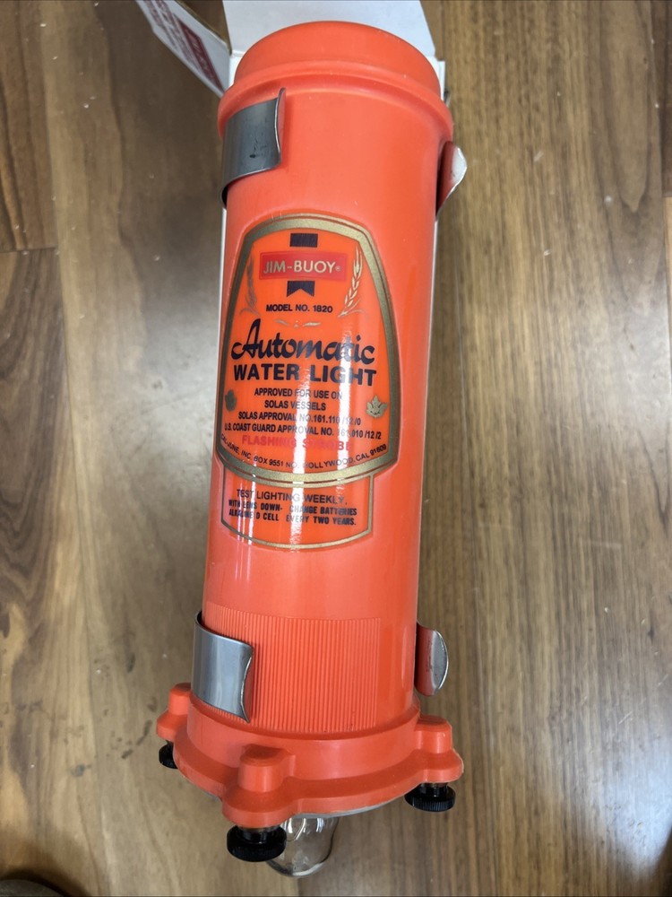 Jim-Buoy Automatic Water Light No. 1820