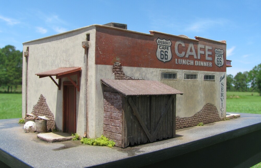 HO Scale Route 66 Series: DESERT CAFE Kit (2017)