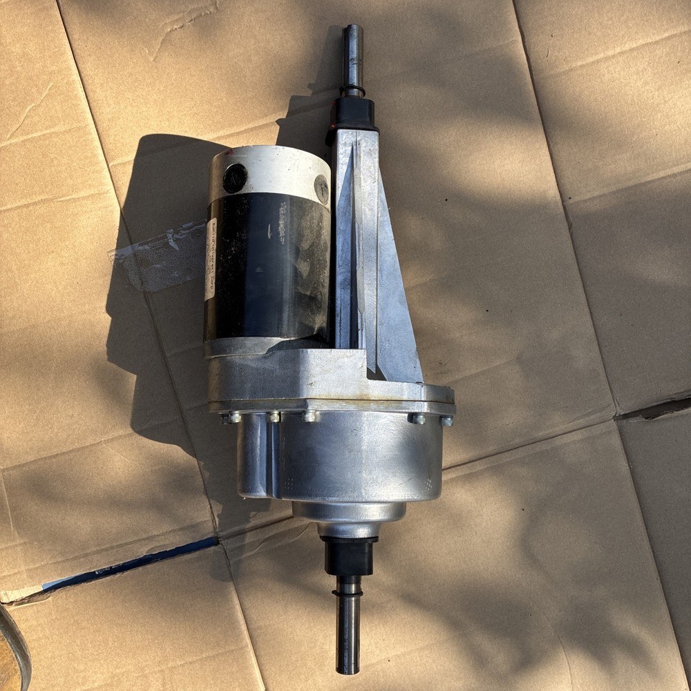 Minuteman Transaxle With 24 Volt Motor For Auto Scrubber