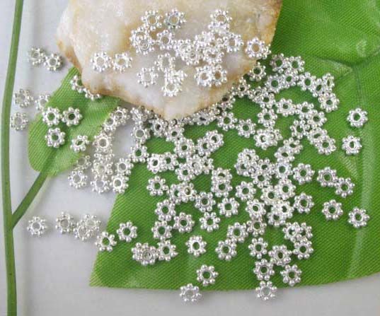 Wholesale 2000pcs Silver Plated Daisy Spacers Beads 4mm Jewelry Making