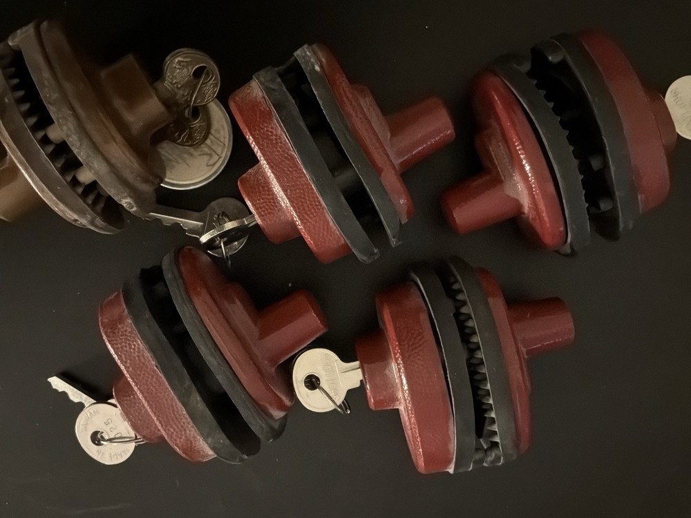 FIVE TRIGGER LOCKS WITH KEYS