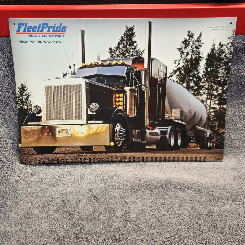 Fleetpride 2019 Calendar. Tractor Trailers. Excellent Condition.