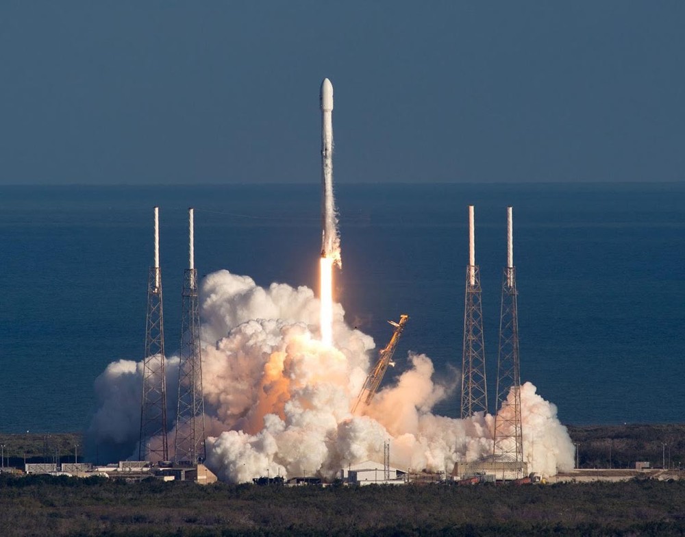 Authentic GOVSAT-1 -SPACEX ORIGINAL FALCON 9 SATELLITE Mission PATCH