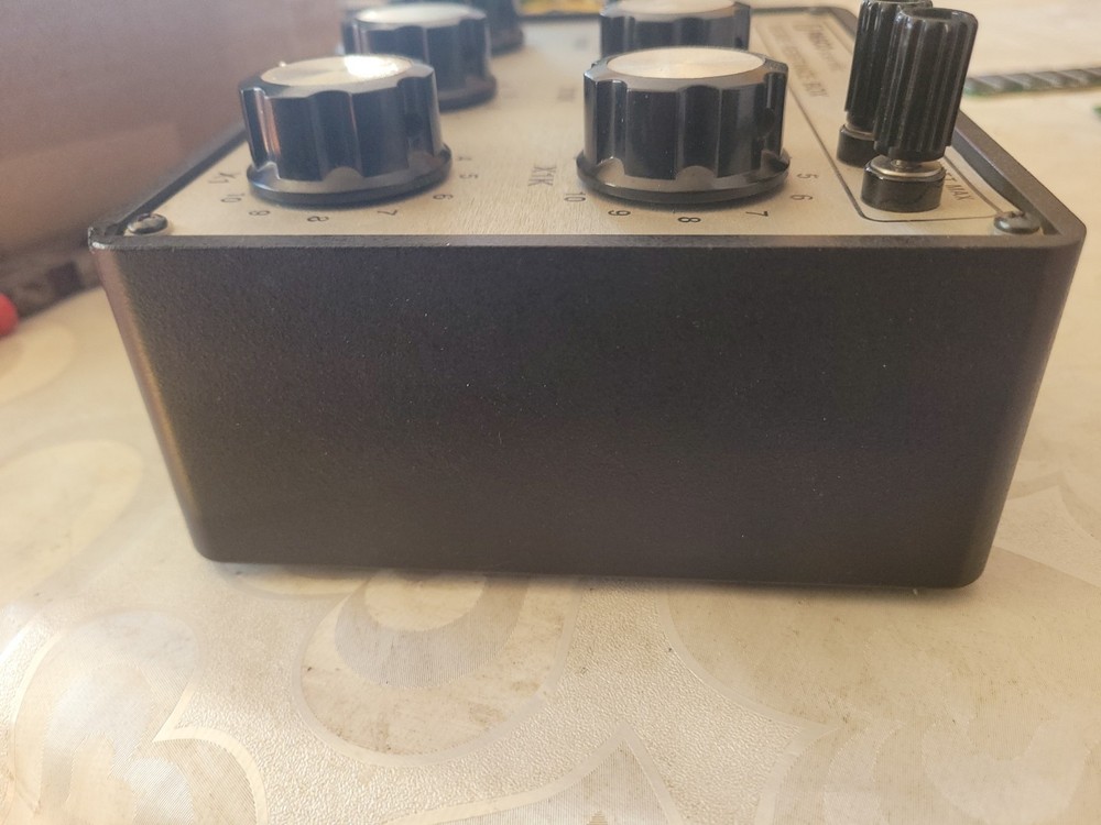 Vintage Pasco Scirntific PI-9588 Decade Resistance Box