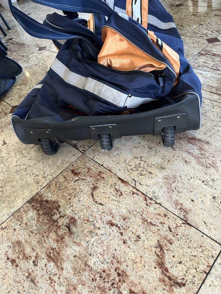 TPS Hockey Bag With Wheels