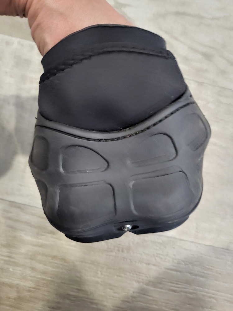 Easy Boot Glove Size # 4 New/No Box