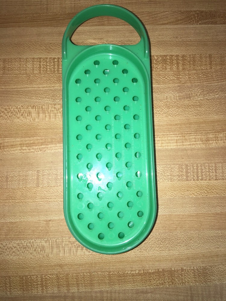 Tupperware Handy Grater (cheese) Missing Tip Cover