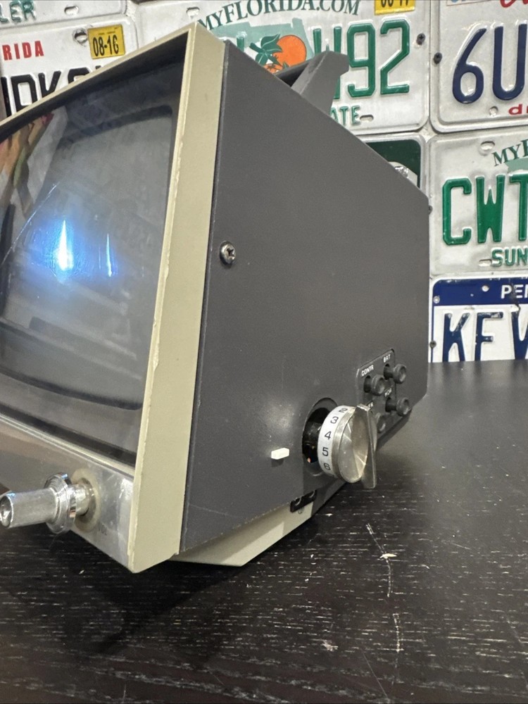 Vintage Sony Solid State Television Transistor Receiver 710U Portable TV 60s
