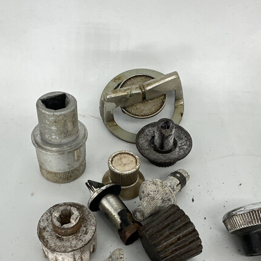 Vintage Electronic Knob Lot Quantity 21