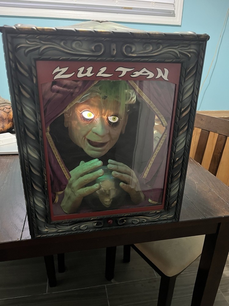 ZULTAN-GEMMY 2005 TALKING FORTUNE TELLER-RARE
