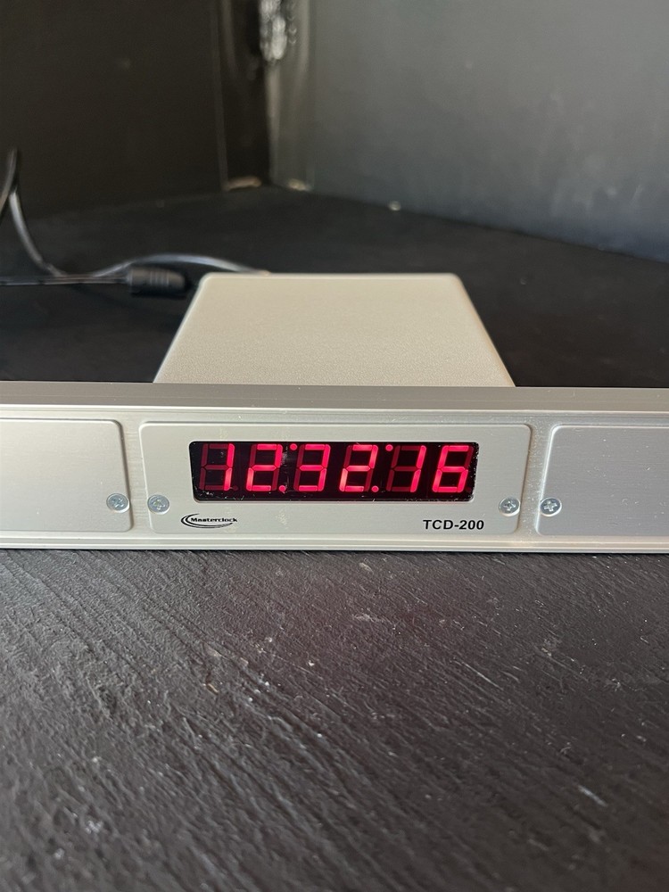 MasterClock GPS-200A Time Code Generator + Display Module