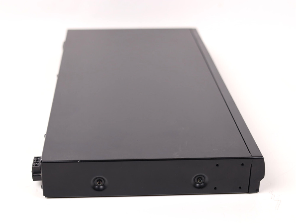 Universal Remote Control (URC) DMS-100 Single-Zone Amplifier p854