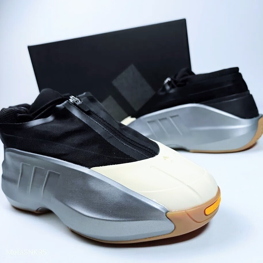 Adidas US 12 Men's Silver Black White   Retro Kobe Crazy IIInfinity   IE7687 New