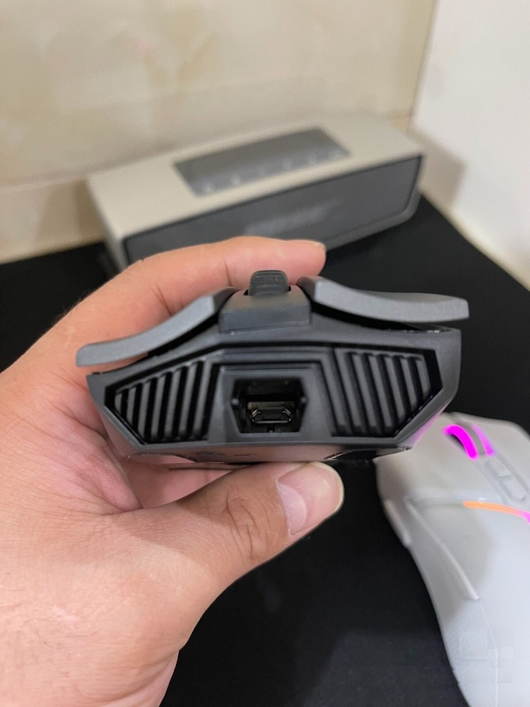 New ASUS ROG Gladius P501 Wired USB Optical Gaming Mouse