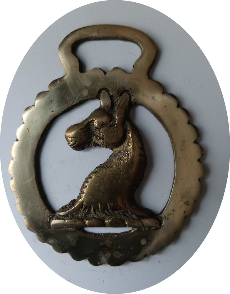 WHITBREAD HORSE  horse brass (7233)