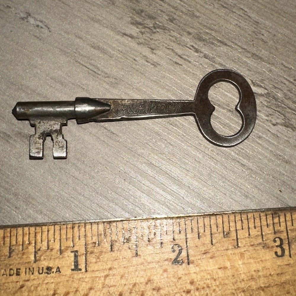 Antique Skeleton Key Solid Barrel Legit Antique Key P & E Mfg. #12